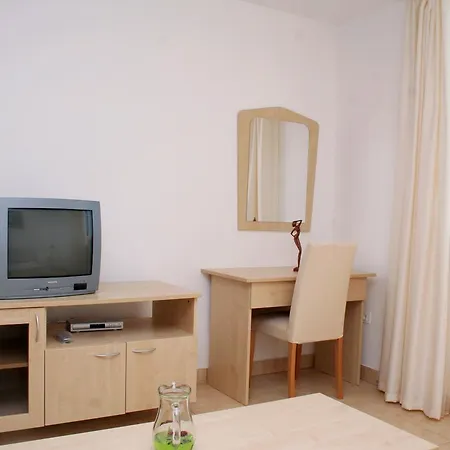 Studio 3093c